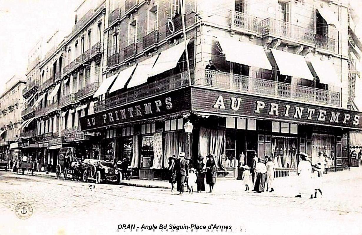 968- Oran - Angle Bd Seguin et Place d'Armes.jpg